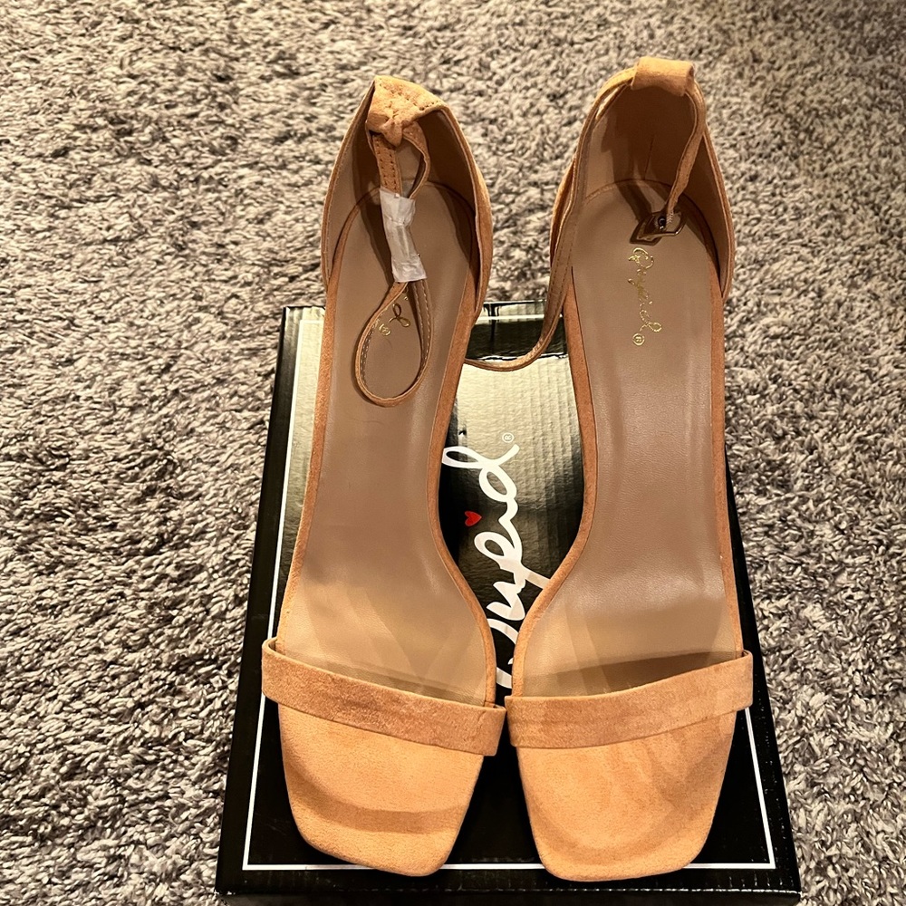 Qupid Kaylee Blush Suede Heels 🤎